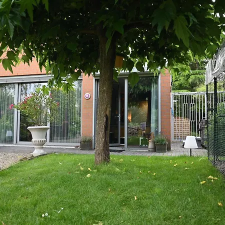 Be-b Bed & Breakfast 4*