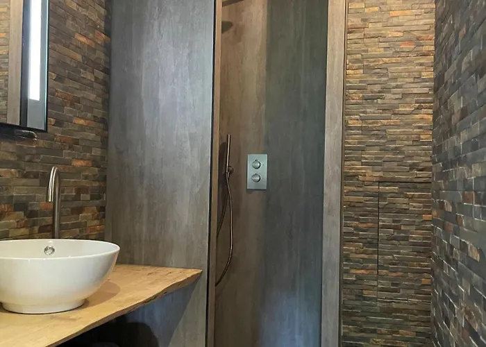 Be-b Bed & Breakfast 4*